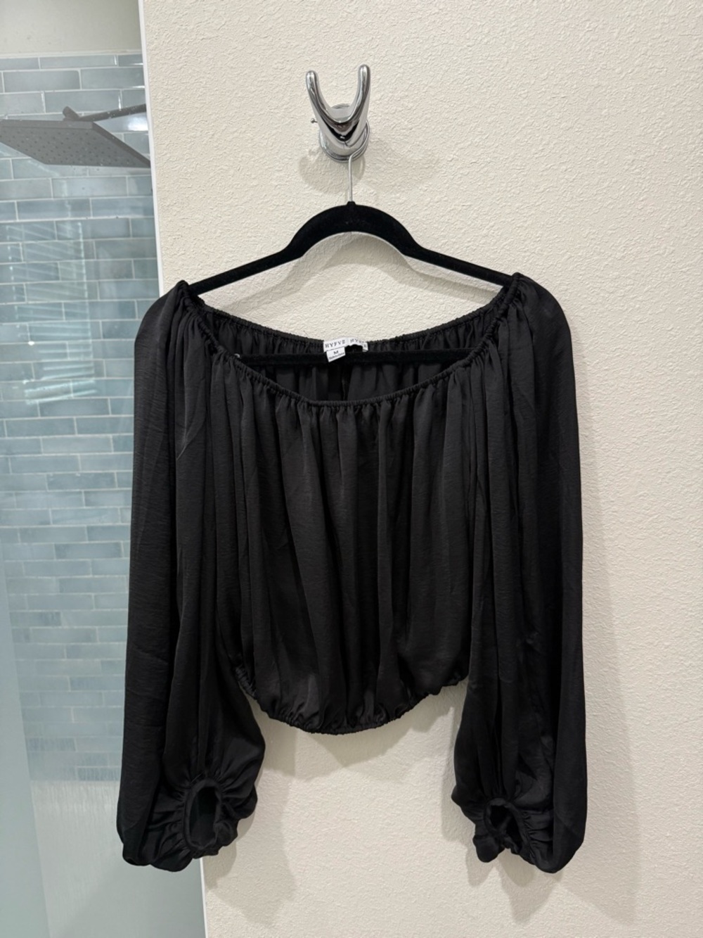 Women’s HYFVE Black Off-Shoulder Cropped Shirt